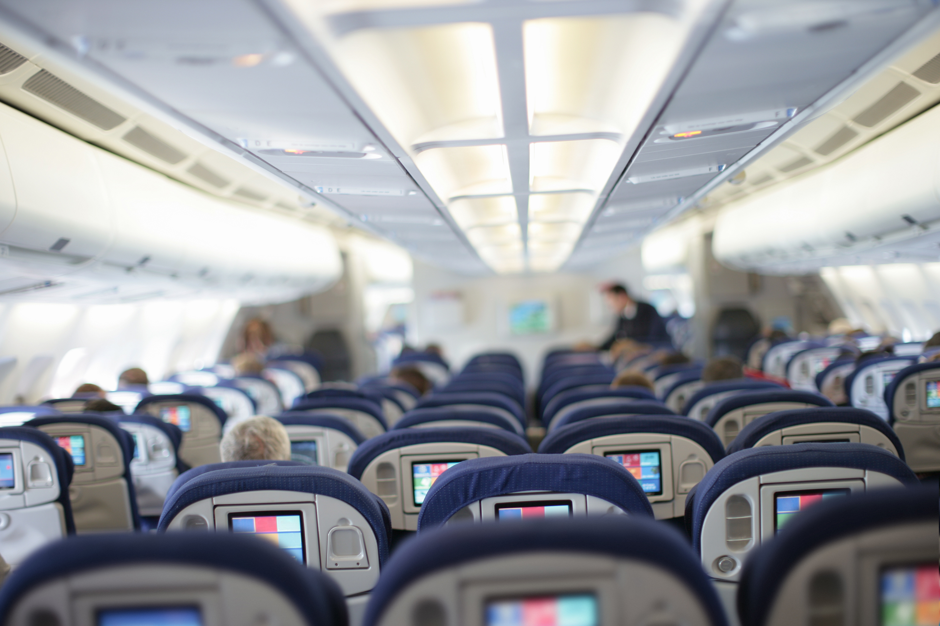 Economy class-sæder på flyet